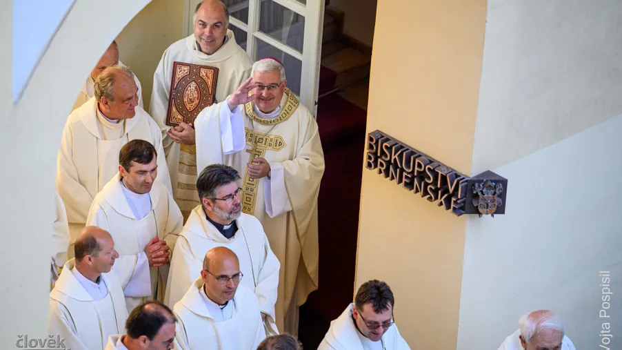 Biskup Pavel si dnes připomíná výročí svého biskupského svěcení